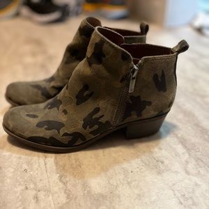 Lucky brand camo booties